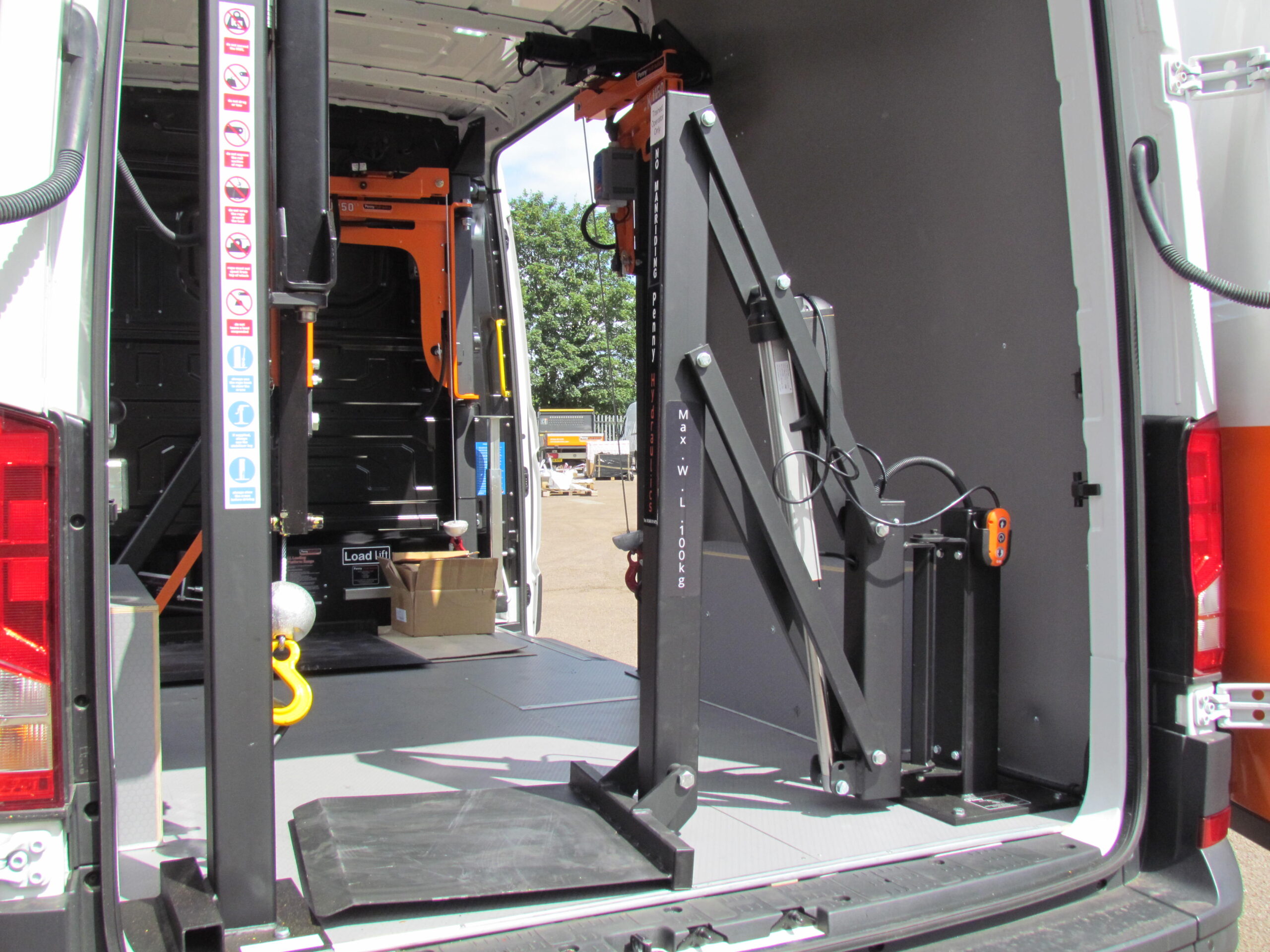 Enhancing Efficiency with Lightweight LoadLifts - Penny Engineering